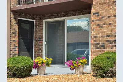 4924 Circle Court #404, Crestwood, IL 60418 - Photo 2