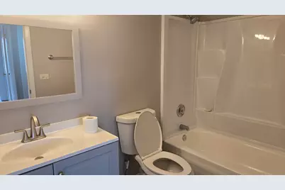 1688 Queensbury Circle #0, Hoffman Estates, IL 60169 - Photo 18