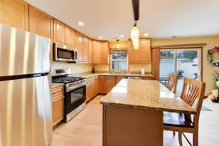 519 Kenyon Ave, Romeoville, IL 60446 - Photo 4