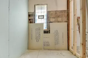 210 N Laramie Ave, Chicago, IL 60644 - Photo 8
