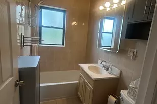 4434 W Gunnison Ave, Chicago, IL 60630 - Photo 8