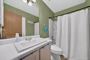 1360 Ridge Rd, South Elgin, IL 60177 - Photo 10