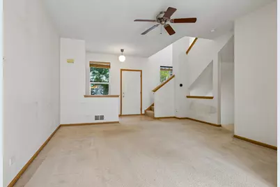 1472 Cambria Drive #4, Dekalb, IL 60115 - Photo 6