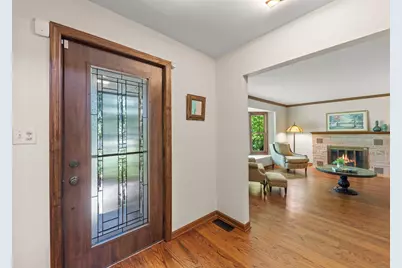 27W118 Cove Lane, Warrenville, IL 60555 - Photo 4