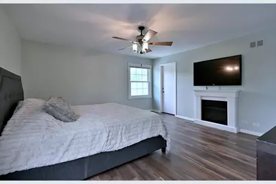 101 E Bryn Mawr Avenue, Itasca, IL 60143 - Photo 18