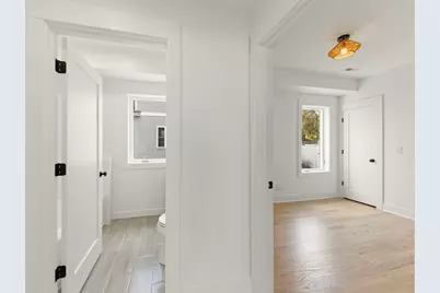 118 N President Street, Wheaton, IL 60187 - Photo 10
