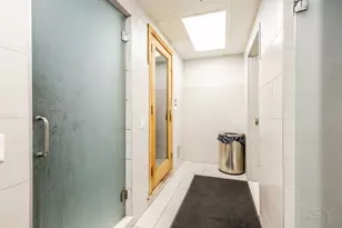 545 N Dearborn St, Chicago, IL 60654 - Photo 90