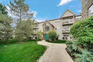 300 Cunat Blvd, Richmond, IL 60071 - Photo 2