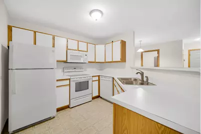 300 Cunat Boulevard #2C, Richmond, IL 60071 - Photo 8