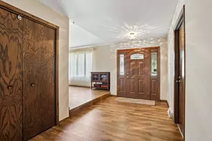 12123 Lake View Dr, Orland Park, IL 60467 - Photo 10