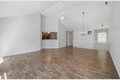 1911 N Silver Lake Road, Arlington Heights, IL 60004 - Photo 10