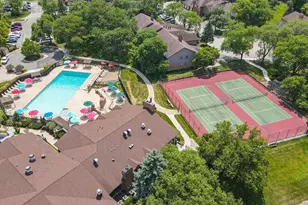 7737 W Golf Dr, Palos Heights, IL 60463 - Photo 2