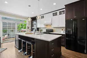 4265 W Thorndale Ave, Chicago, IL 60646 - Photo 8