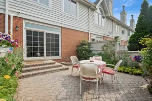 4265 W Thorndale Ave, Chicago, IL 60646 - Photo 20
