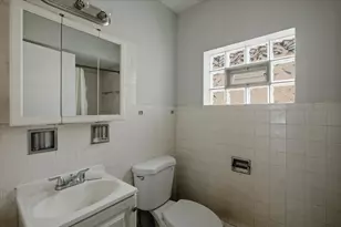 6212 W 64th Pl, Chicago, IL 60638 - Photo 8