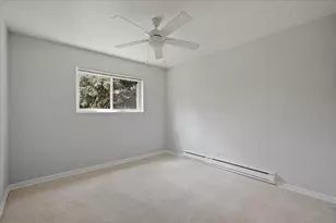 6212 W 64th Pl, Chicago, IL 60638 - Photo 6