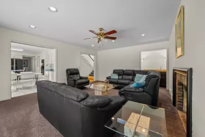 3906 Bordeaux Court, Northbrook, IL 60062 - Photo 8