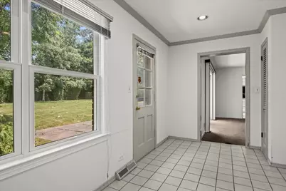 3906 Bordeaux Court, Northbrook, IL 60062 - Photo 10