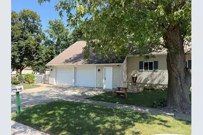 341 W Wood Drive, Peotone, IL 60468 - Photo 2