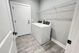 974 Meadow Ln, Marengo, IL 60152 - Photo 10
