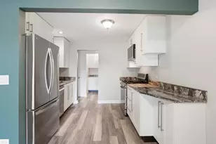 2814 Meadow Ln, Schaumburg, IL 60193 - Photo 6