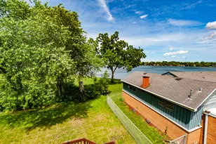 18910 W Orchard Ln, Grayslake, IL 60030 - Photo 4