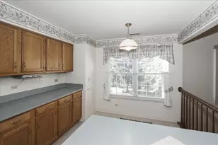 725 Deep Wood Ct, Elk Grove Village, IL 60007 - Photo 12