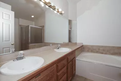 725 Deep Wood Court, Elk Grove Village, IL 60007 - Photo 22