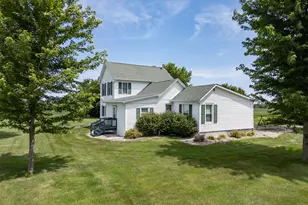 6888 E 1200th St, Cambridge, IL 61238 - Photo 6