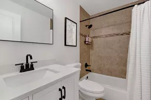 528 Kipling Ct, Wheaton, IL 60187 - Photo 12