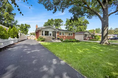 528 Kipling Court, Wheaton, IL 60187 - Photo 2