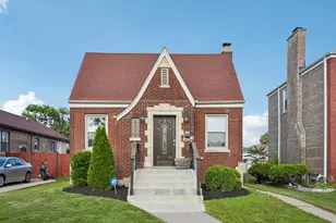 8641 S Constance Ave, Chicago, IL 60617 - Photo 1