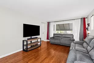 4835 N Nordica Ave, Chicago, IL 60656 - Photo 2