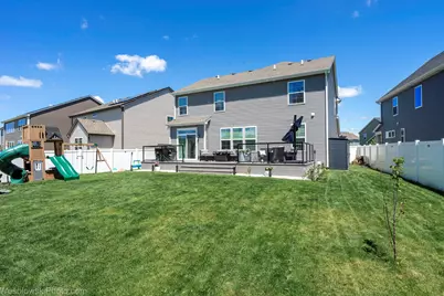 321 S Pointe Avenue, South Elgin, IL 60177 - Photo 24