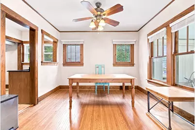 30 S Commonwealth Avenue, Elgin, IL 60123 - Photo 6