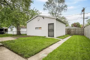 14341 Dobson Ave, Dolton, IL 60419 - Photo 20