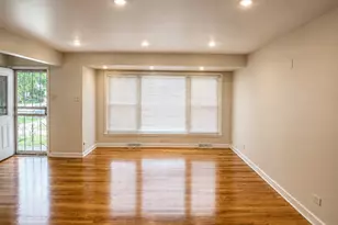 8124 S Wabash Ave, Chicago, IL 60619 - Photo 2