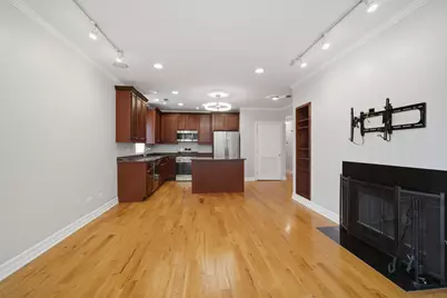 2449 W Foster Avenue #2E, Chicago, IL 60625 - Photo 10