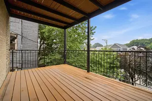 2449 W Foster Ave, Chicago, IL 60625 - Photo 20