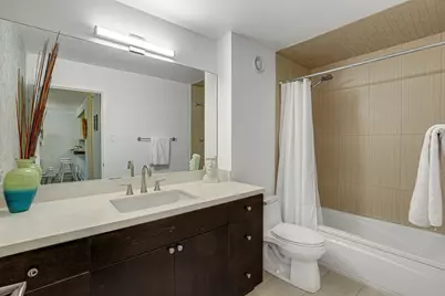 211 E Ohio Street #1108, Chicago, IL 60611 - Photo 14