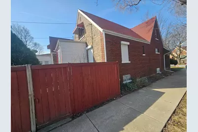 10401 S Forest Avenue, Chicago, IL 60628 - Photo 28