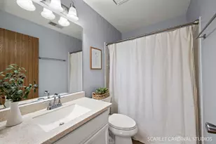 391 Hunterdon Ct, Schaumburg, IL 60194 - Photo 14