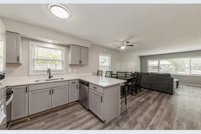 856 E Capri Drive #1, Palatine, IL 60074 - Photo 4