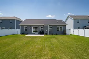 16 Stonehouse Ct, Bloomington, IL 61705 - Photo 32