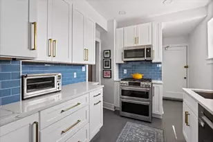 609 W Stratford Pl, Chicago, IL 60657 - Photo 10