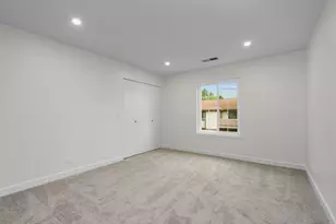 1727 W Hawkes St, Arlington Heights, IL 60004 - Photo 20