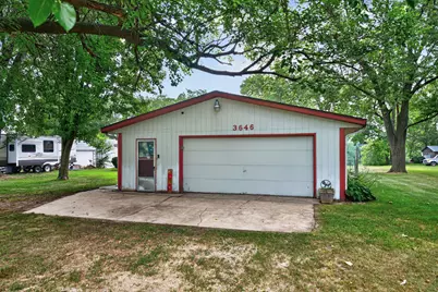 3646 Algonquin Boulevard, Rockford, IL 61102 - Photo 2