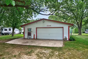 3646 Algonquin Blvd, Rockford, IL 61102 - Photo 2