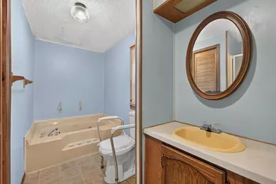 3646 Algonquin Boulevard, Rockford, IL 61102 - Photo 22