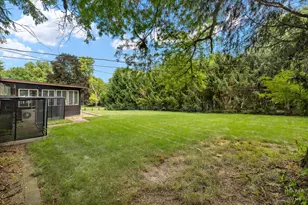 847 Hemlock Dr, Sleepy Hollow, IL 60118 - Photo 36